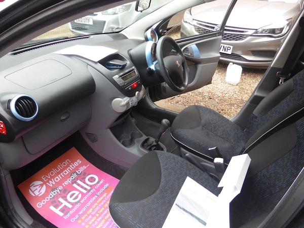 Used Peugeot 107 2010 for sale - 76238631: Photo 17
