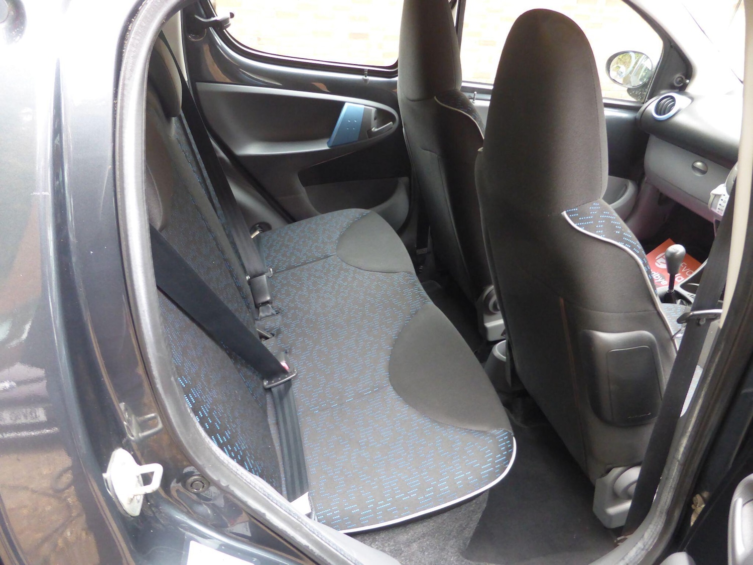 Used Peugeot 107 2010 for sale - 77166990: Photo 16