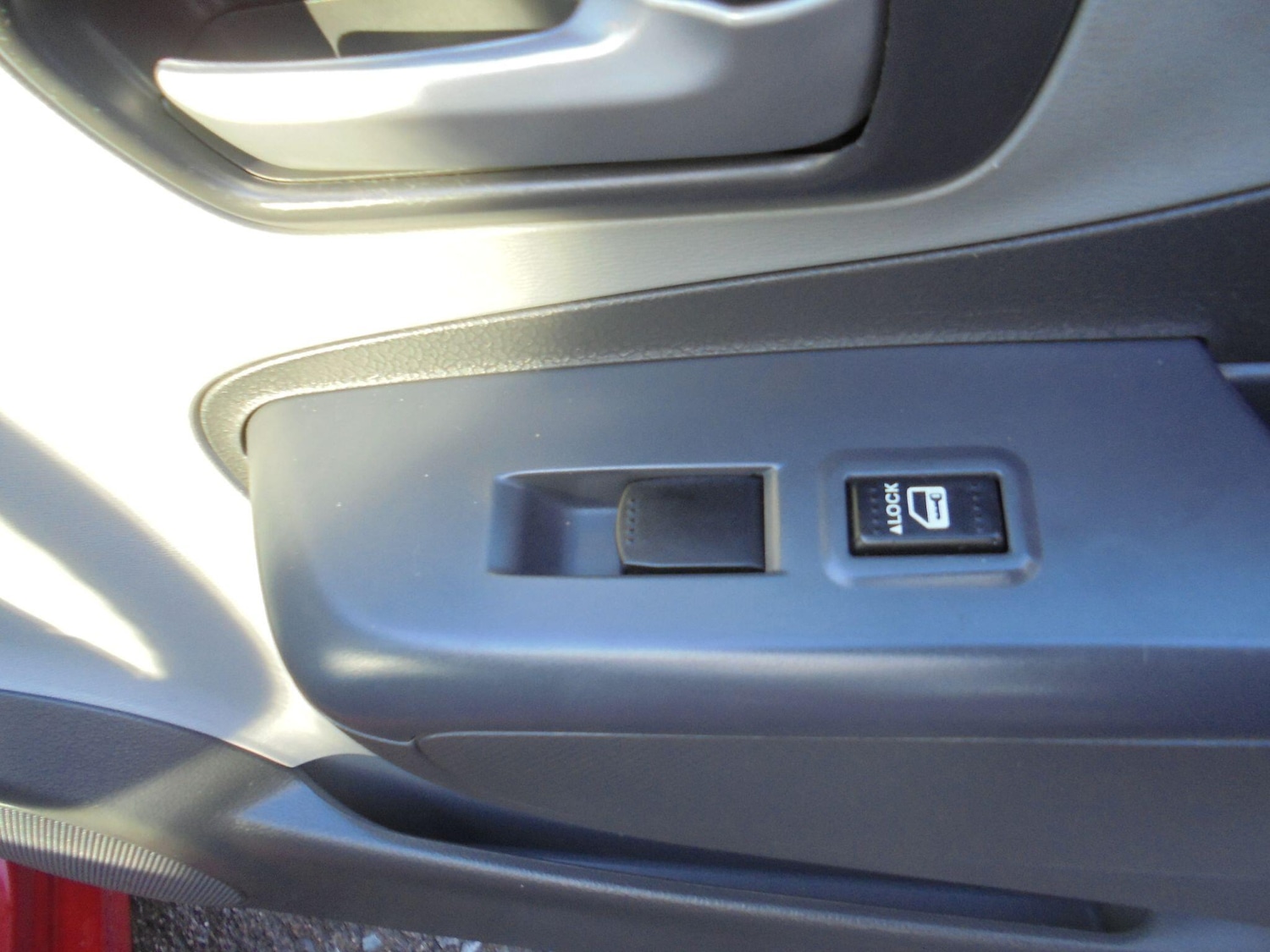 Used Nissan Pixo 2010 for sale - 76991983: Photo 14