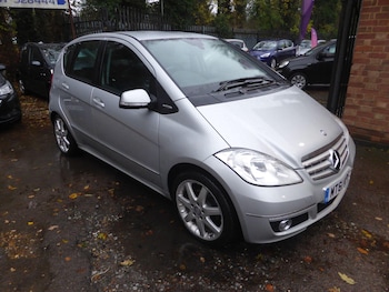 Used Mercedes-Benz A-Class 2012 for sale - 76585472: Photo