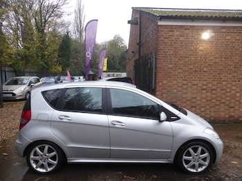 Used Mercedes-Benz A-Class 2012 for sale - 76585472: Photo