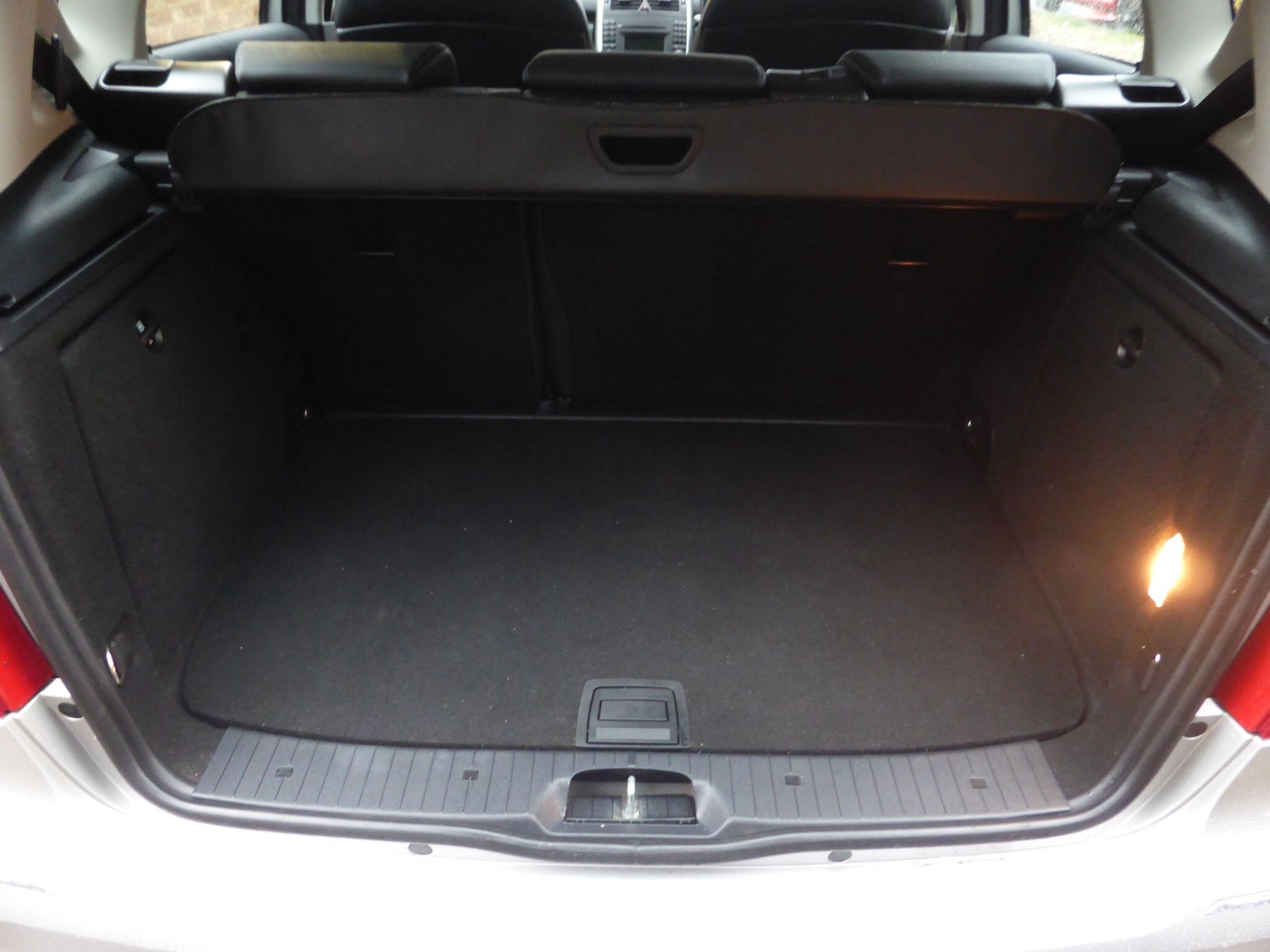 Used Mercedes-Benz A-Class 2012 for sale - 76585472: Photo 9