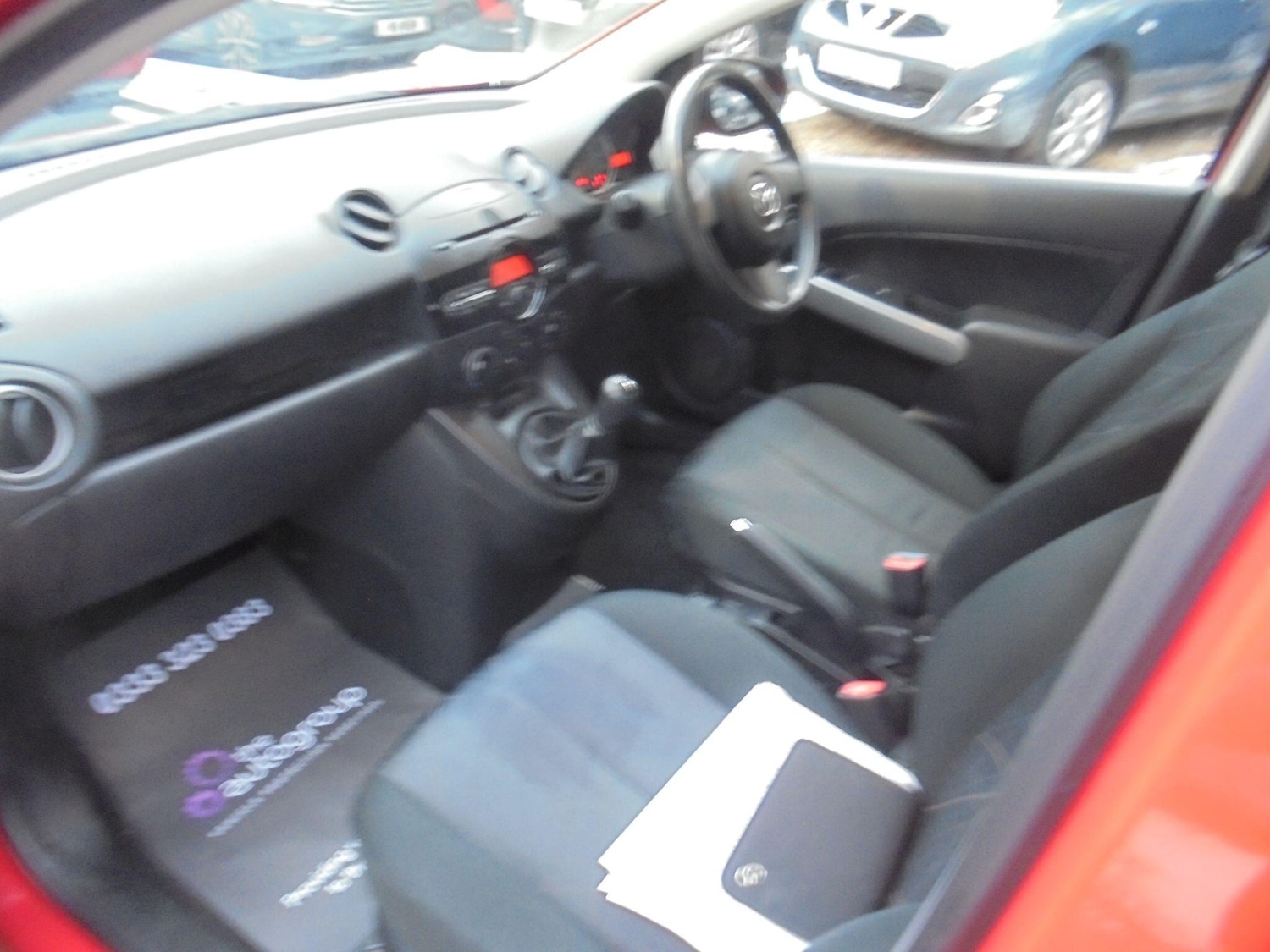 Used Mazda Mazda2 2014 for sale - 77119620: Photo 12