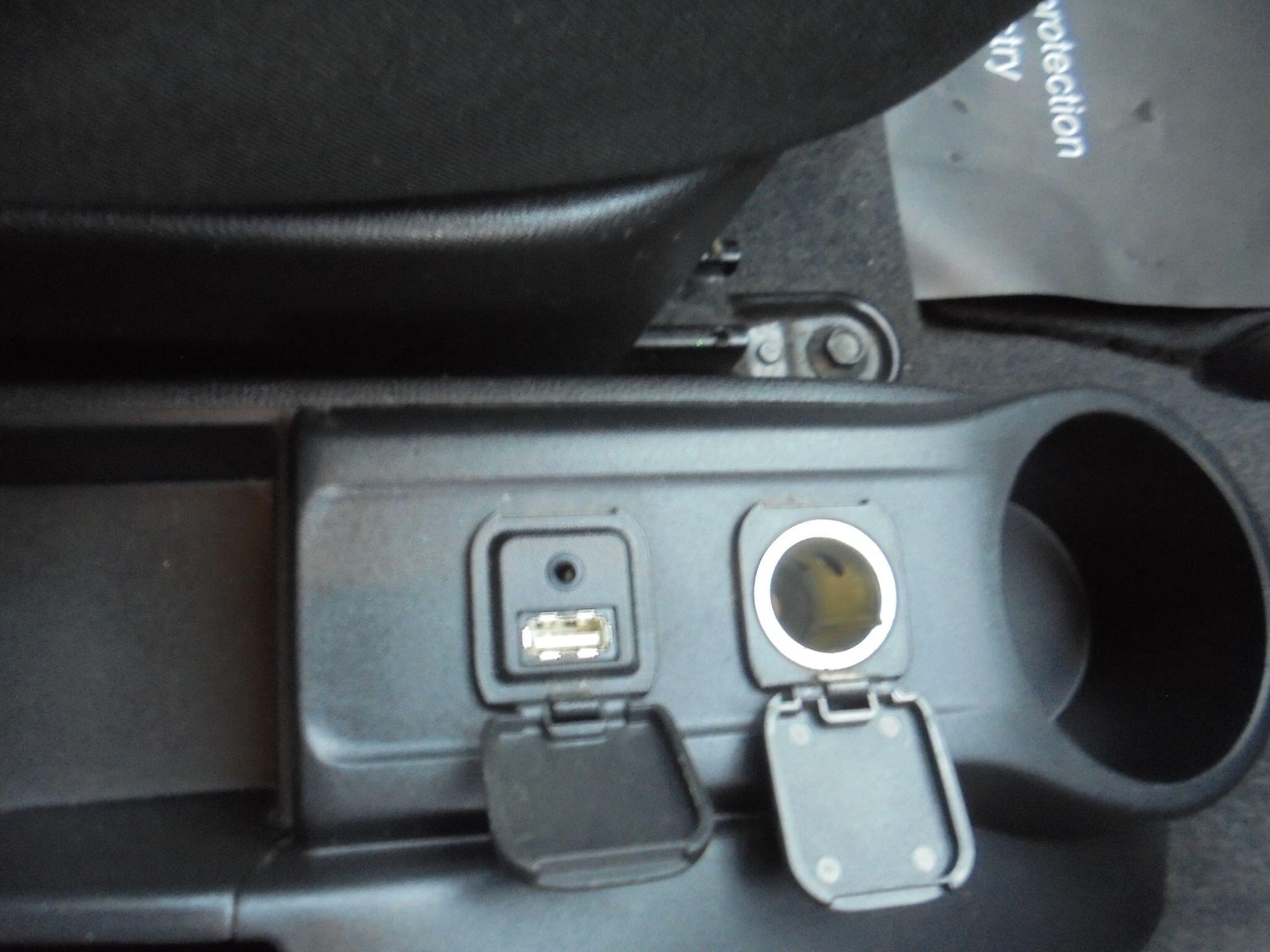 Used Mazda Mazda2 2014 for sale - 77119620: Photo 17