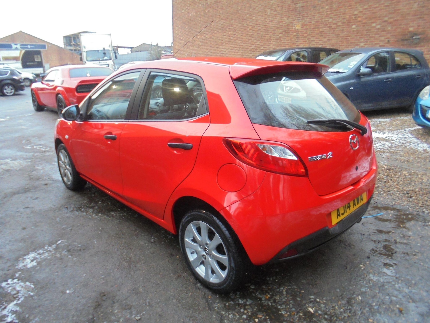 Used Mazda Mazda2 2014 for sale - 77119620: Photo 7
