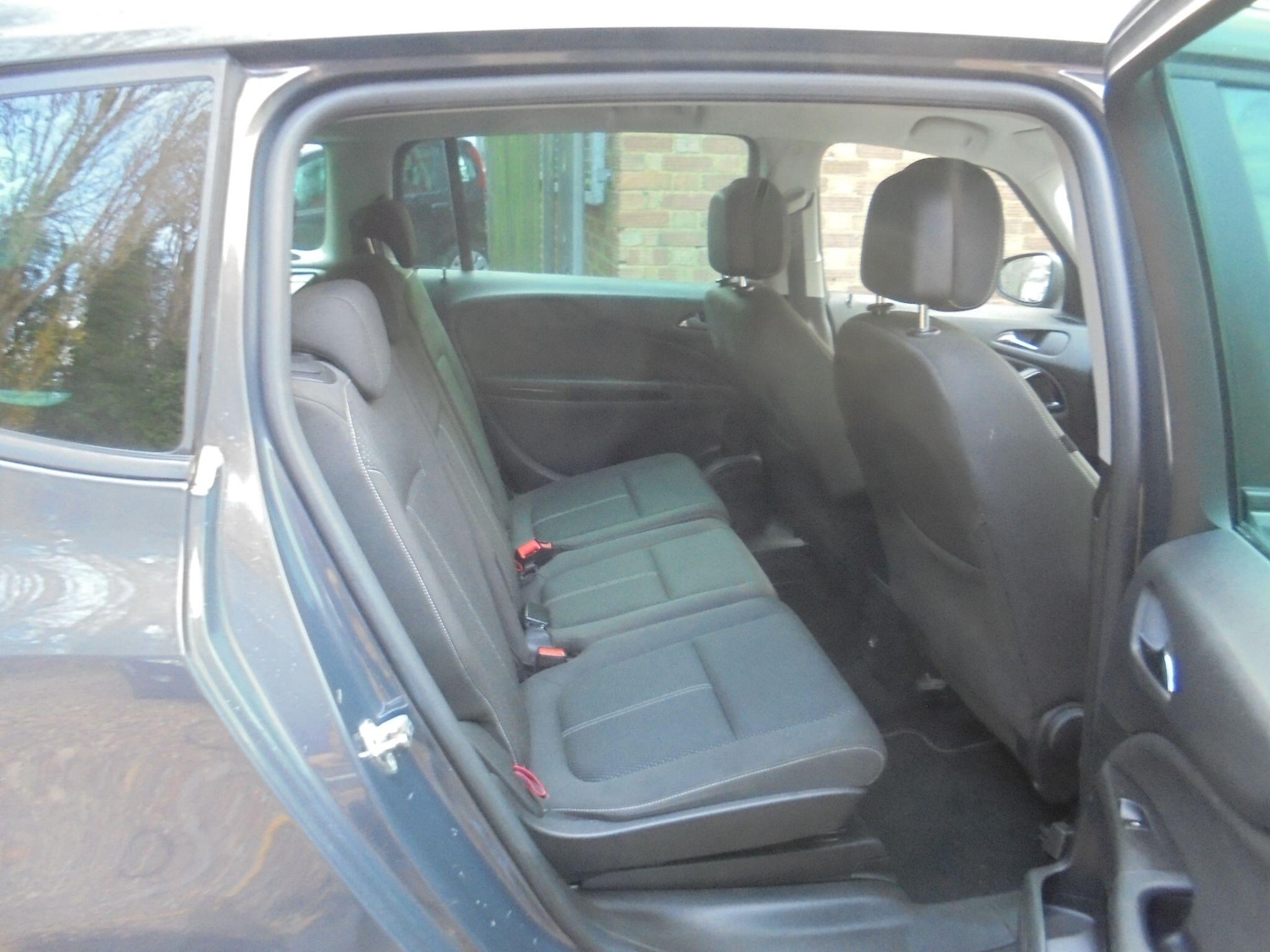 Used Vauxhall Zafira Tourer 2016 for sale - 76802205: Photo 16