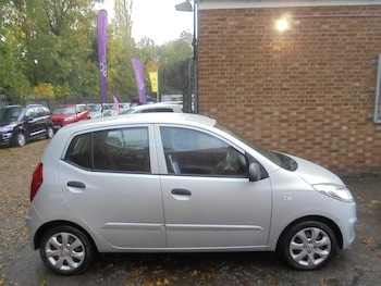Used Hyundai i10 2013 for sale - 76336512: Photo