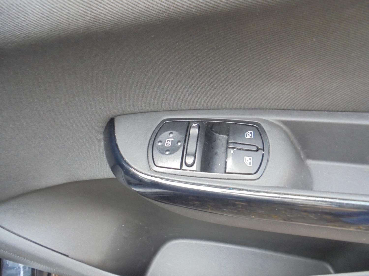 Used Vauxhall Corsa 2016 for sale - 76561413: Photo 16