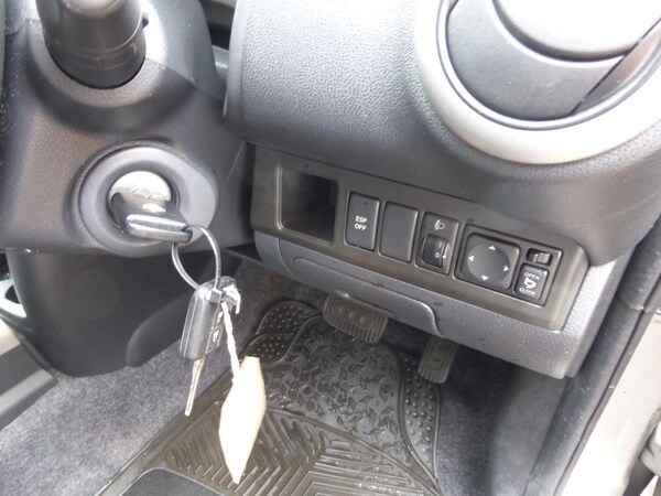 Used Nissan Note 2010 for sale - 75989831: Photo 14