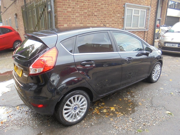 Used Ford Fiesta 2015 for sale - 75768463: Photo 7