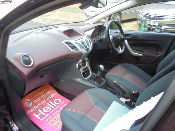 Used Ford Fiesta 2010 for sale - 76201468: Photo 12