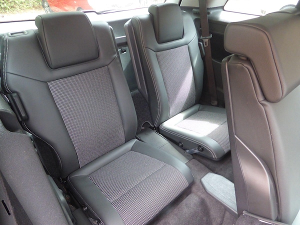 Used Vauxhall Zafira 2010 for sale - 75449525: Photo 16