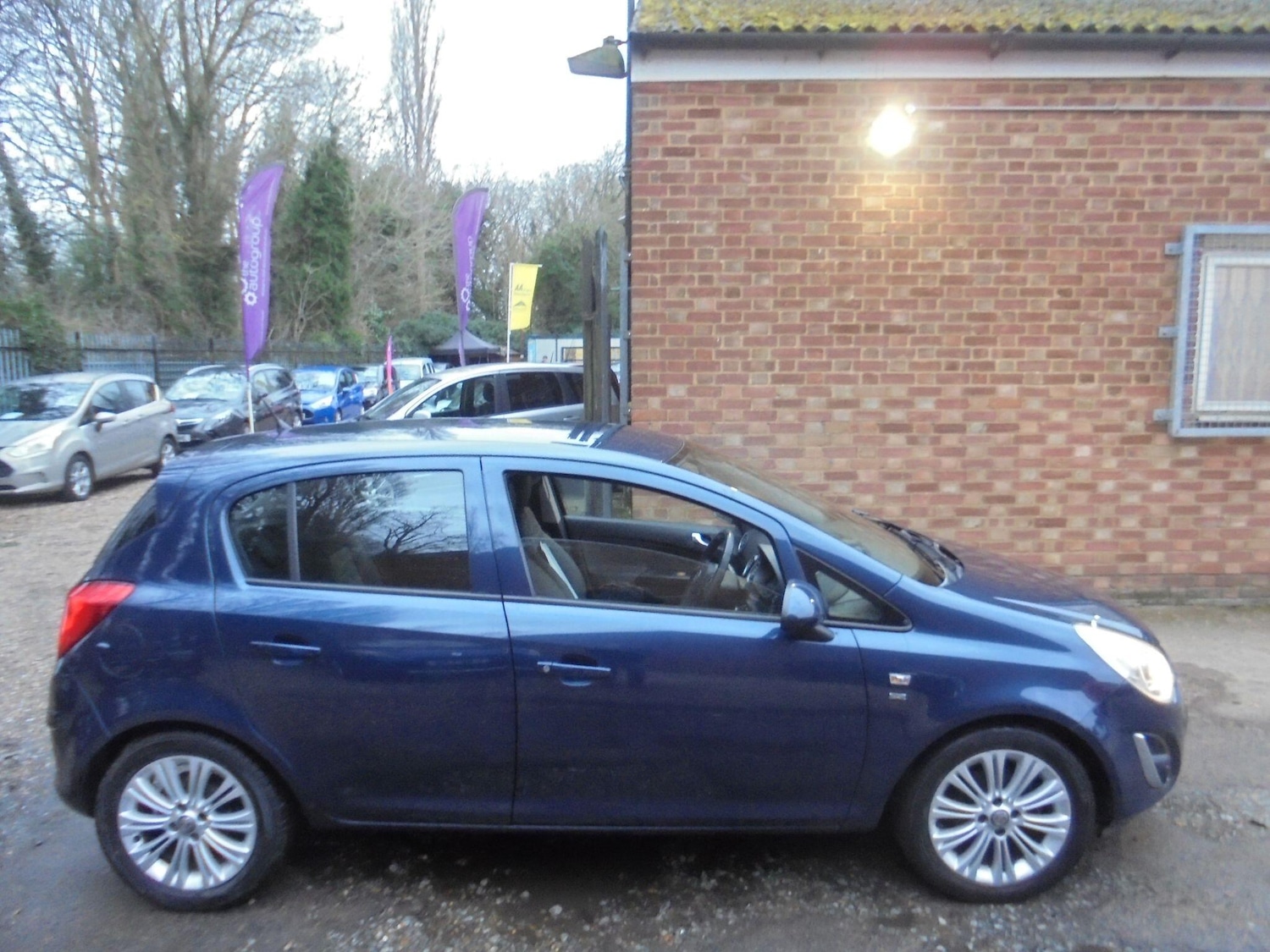 Used Vauxhall Corsa 2013 for sale - 77598228: Photo 4