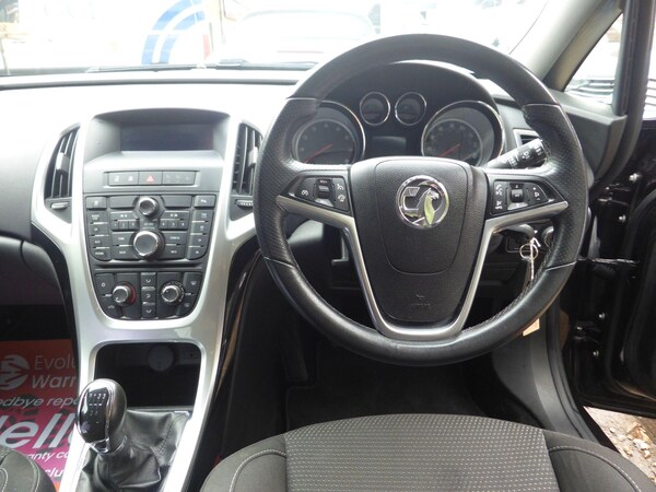 Used Vauxhall Astra 2015 for sale - 75059979: Photo 12
