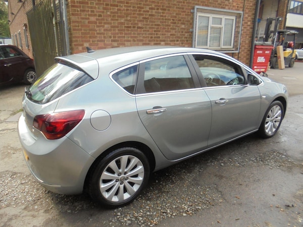 Used Vauxhall Astra 2013 for sale - 74311439: Photo 10