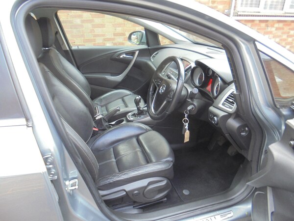 Used Vauxhall Astra 2013 for sale - 74311439: Photo 13