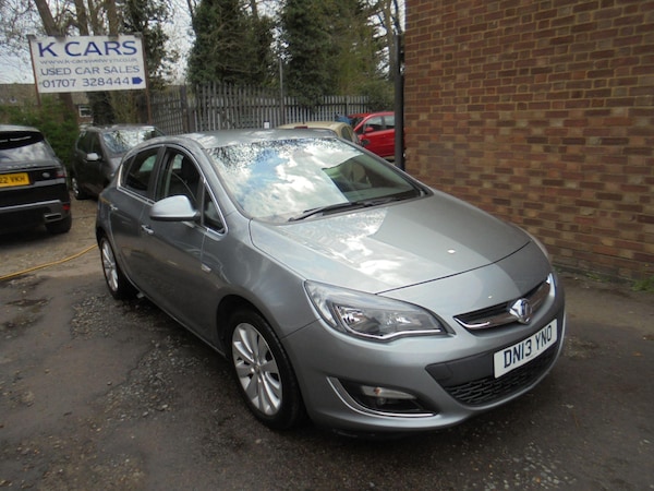 Used Vauxhall Astra 2013 for sale - 74311439: Photo 3