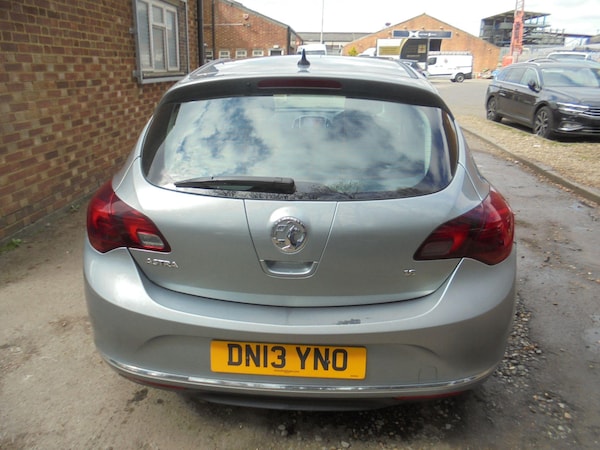 Used Vauxhall Astra 2013 for sale - 74311439: Photo 8