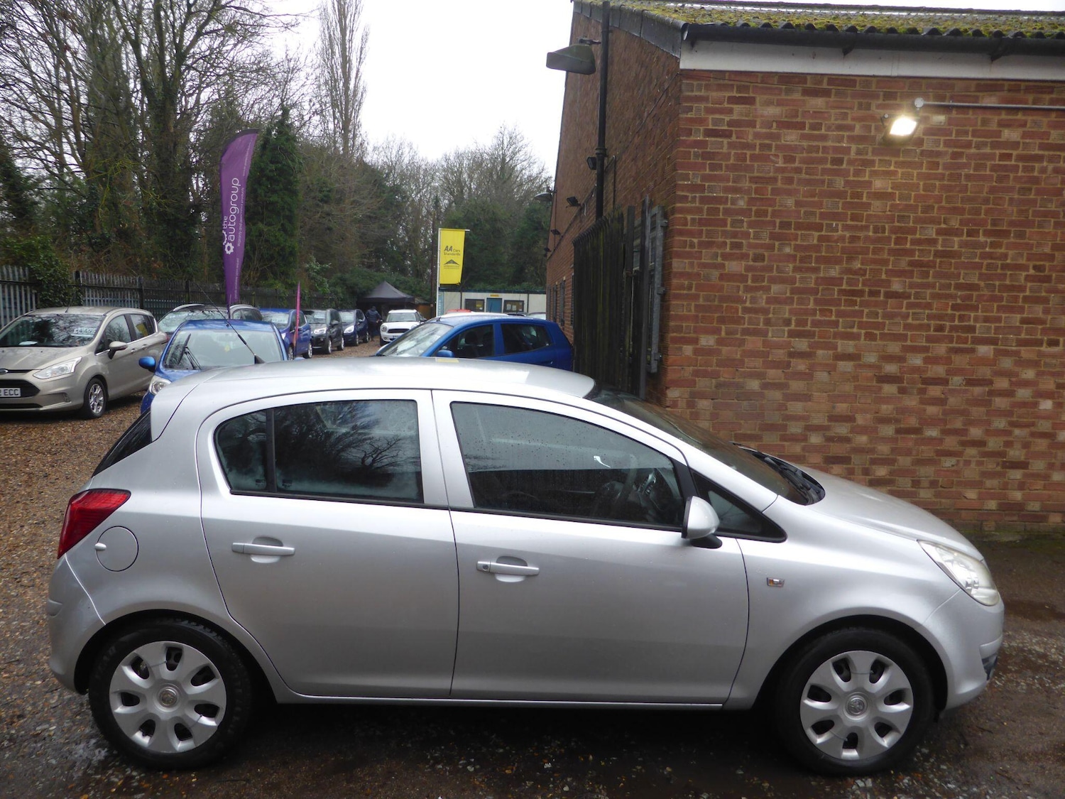 Used Vauxhall Corsa 2009 for sale - 77456213: Photo 4