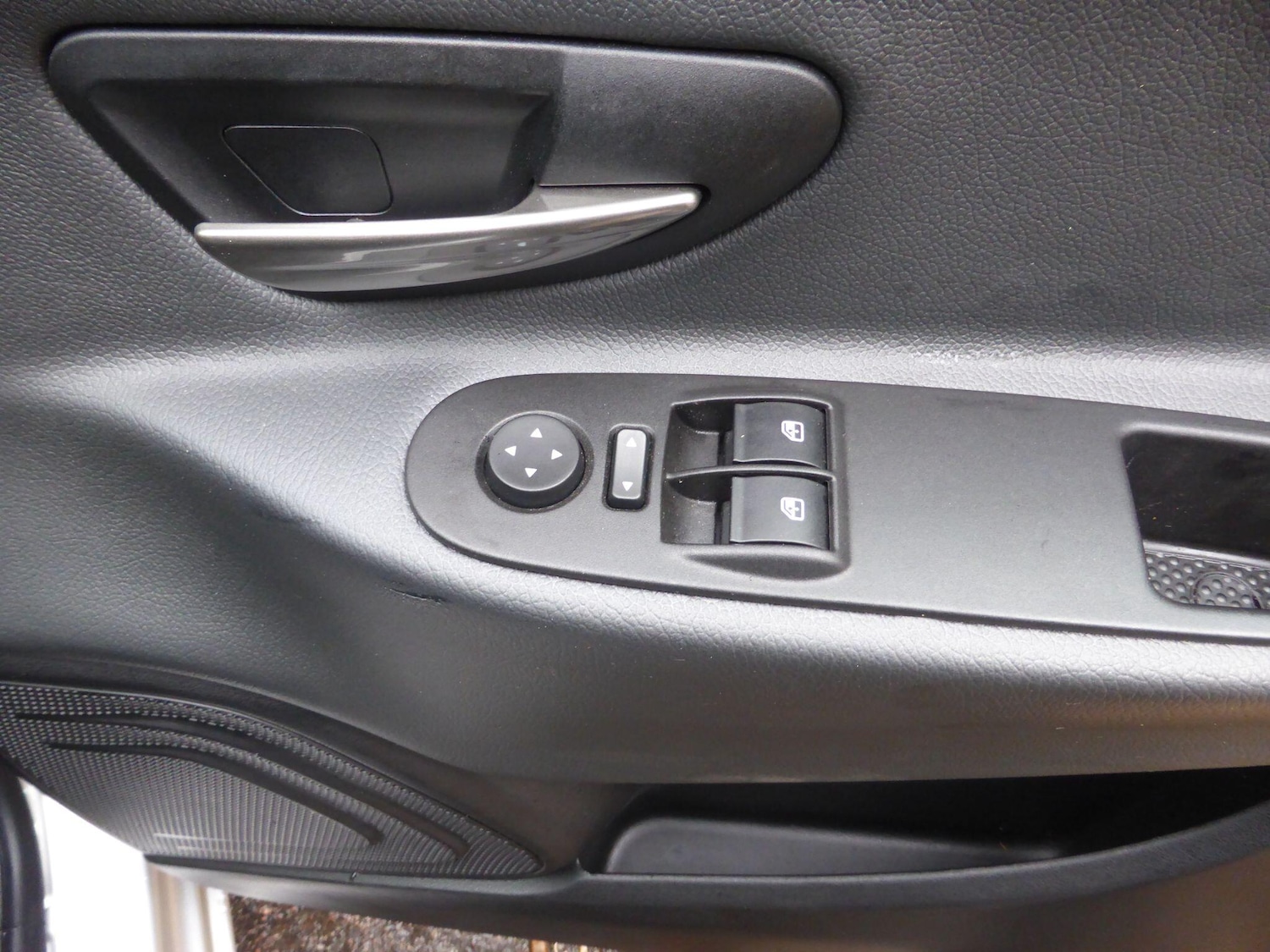 Used Chrysler Ypsilon 2014 for sale - 76839642: Photo 16