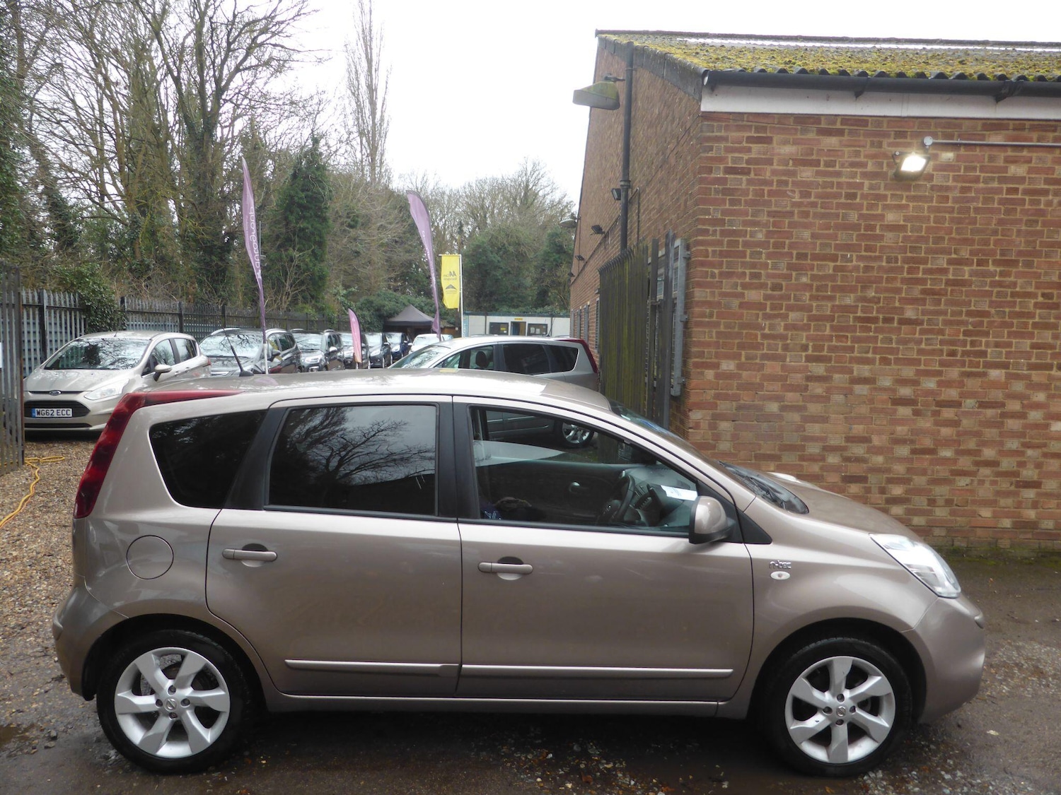 Used Nissan Note 2010 for sale - 77695341: Photo 4