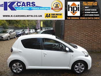 Used Toyota AYGO 2013 for sale - 76457630: Photo