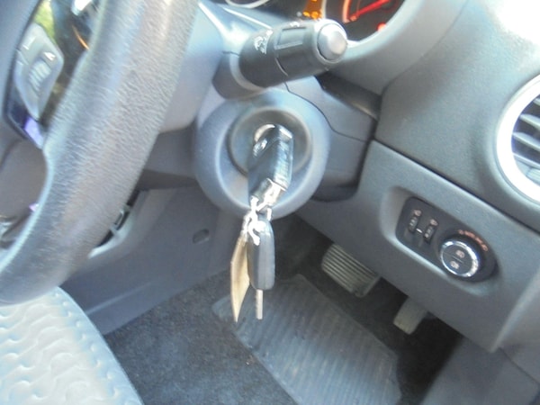 Used Vauxhall Corsa 2013 for sale - 75214678: Photo 14