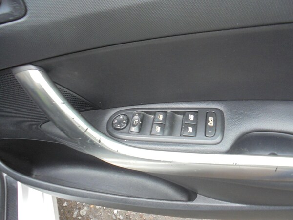Used Peugeot 308 2010 for sale - 76226374: Photo 15
