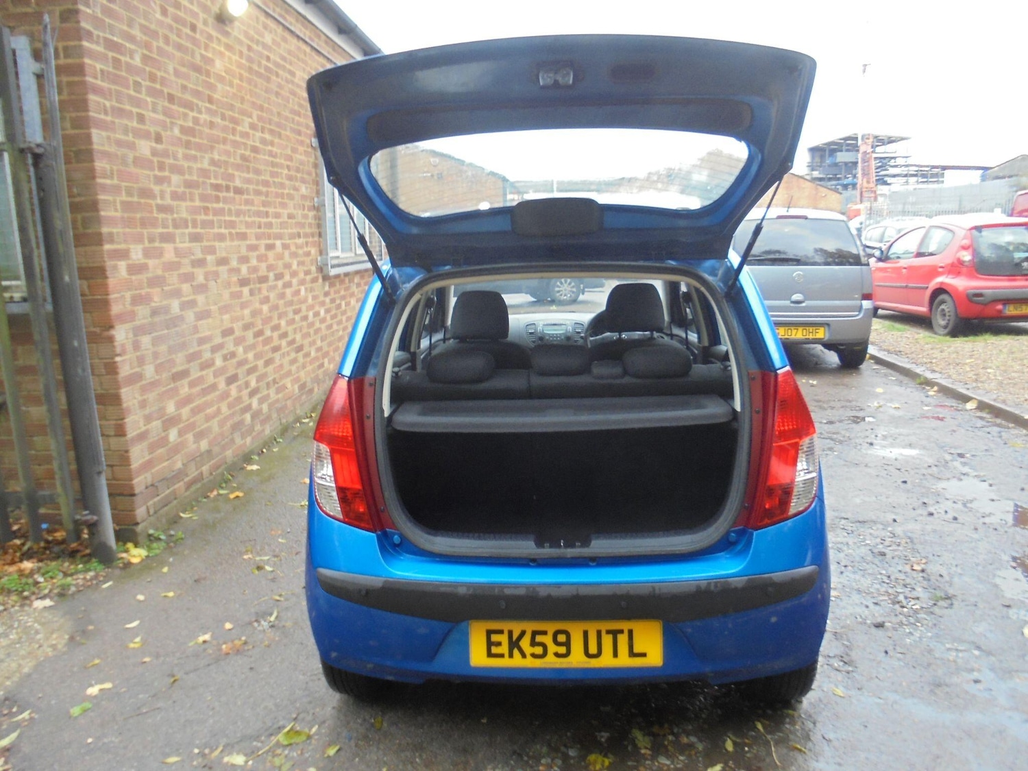 Used Hyundai i10 2009 for sale - 76425504: Photo 9