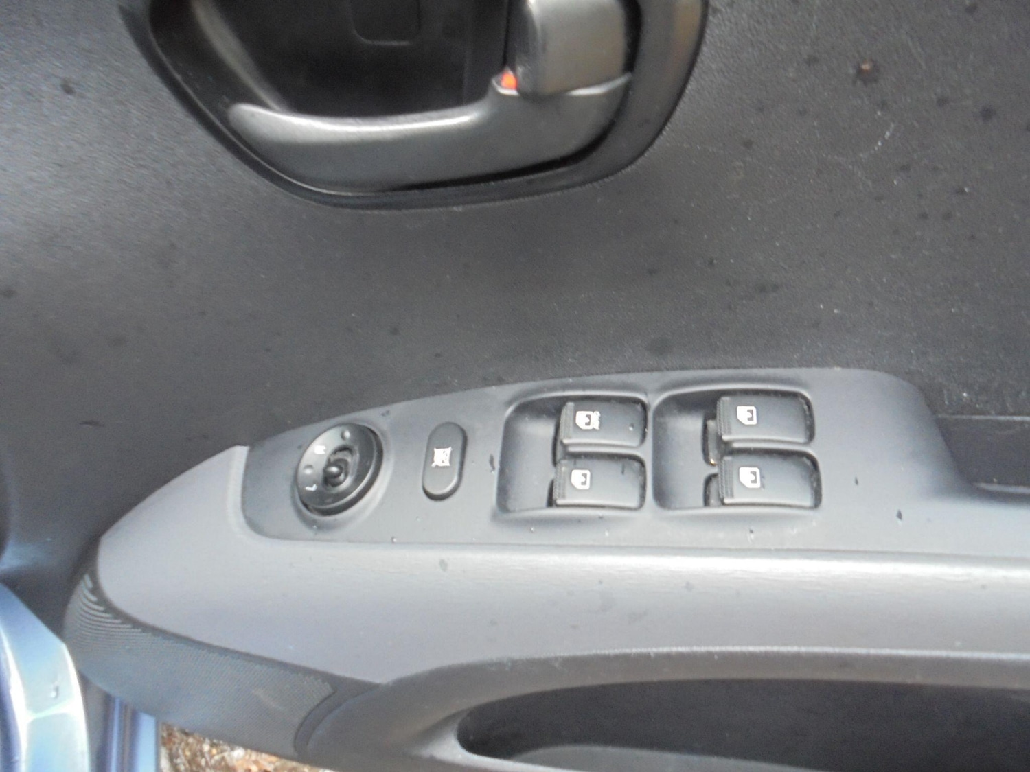 Used Hyundai i10 2013 for sale - 76866213: Photo 14