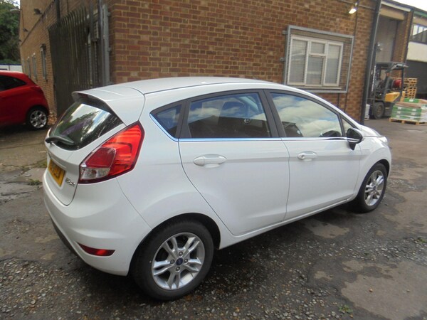 Used Ford Fiesta 2015 for sale - 75756212: Photo 10