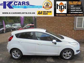 2015 (15) - 1.0T EcoBoost Zetec Euro 6 (s/s) 5dr