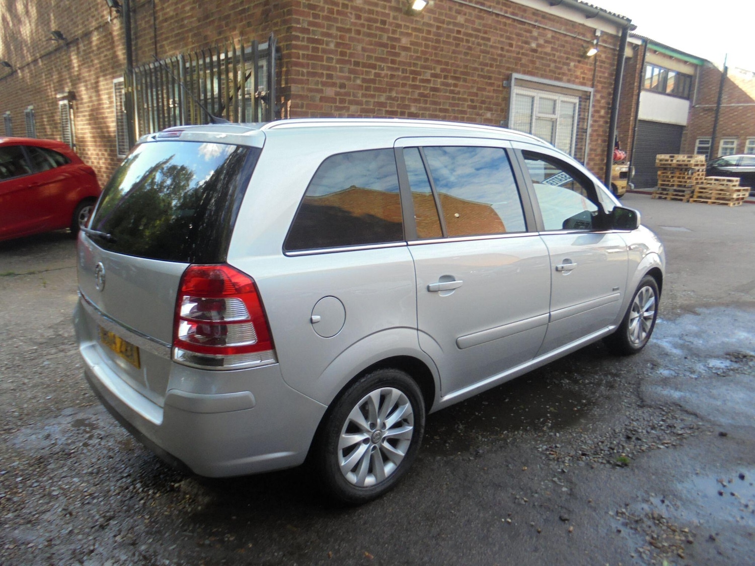 Used Vauxhall Zafira 2014 for sale - 76032211: Photo 10