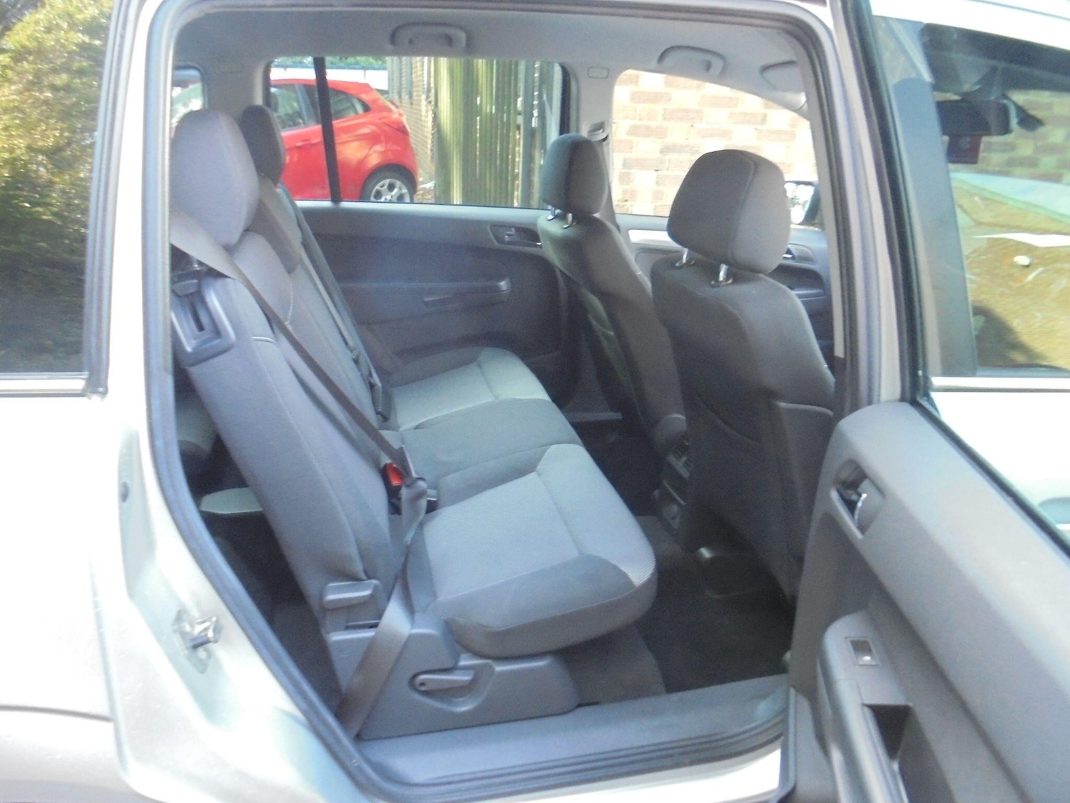 Used Vauxhall Zafira 2014 for sale - 76032211: Photo 19