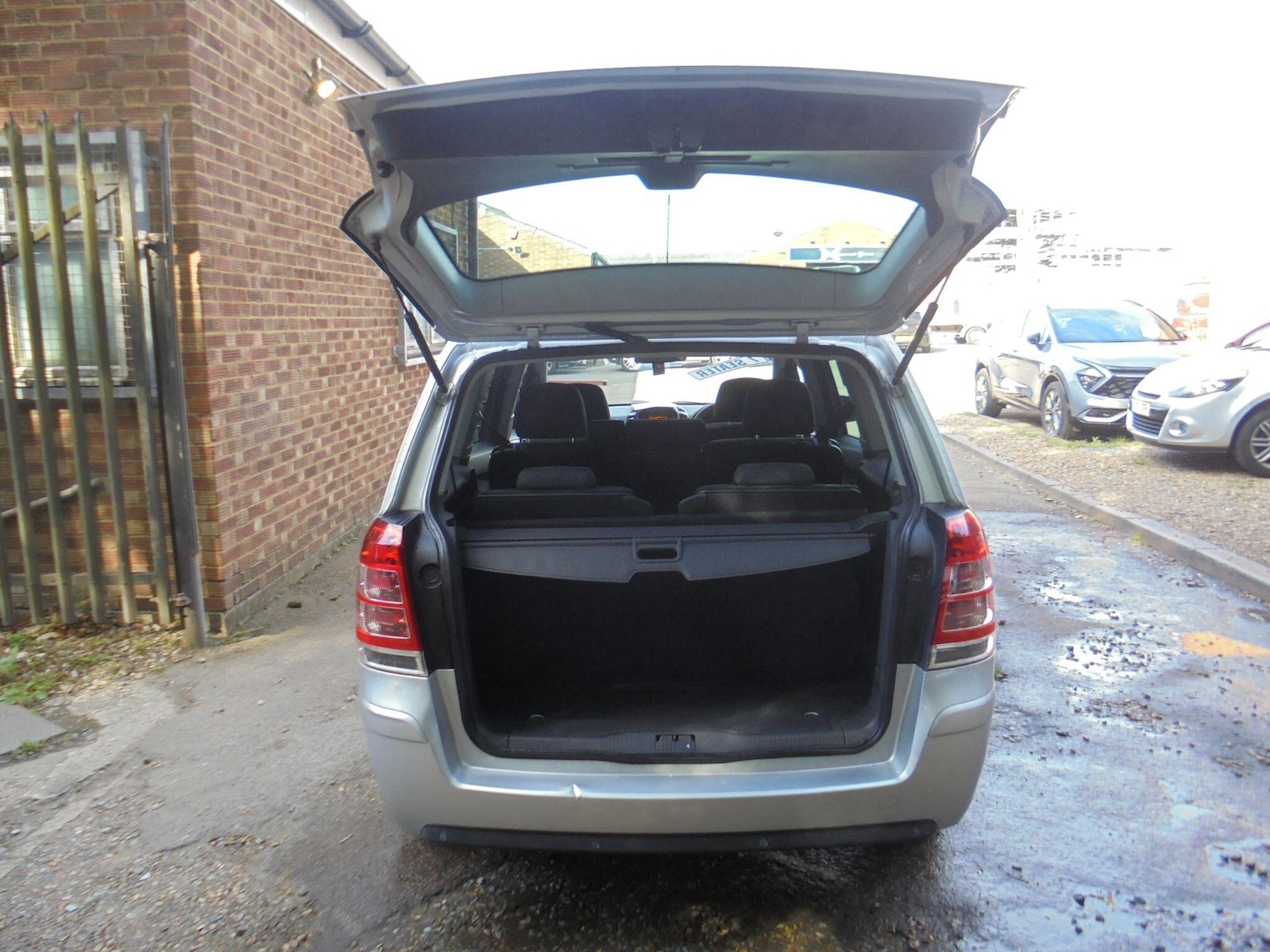 Used Vauxhall Zafira 2014 for sale - 76032211: Photo 9