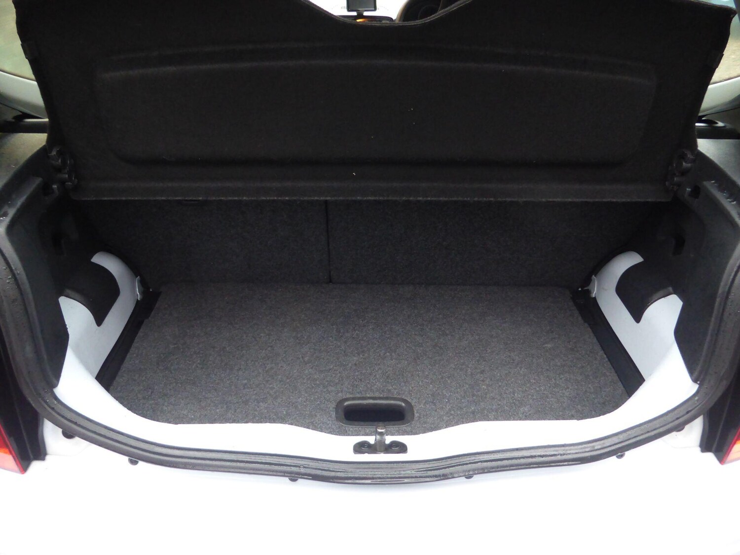 Used Volkswagen up! 2013 for sale - 77455906: Photo 9