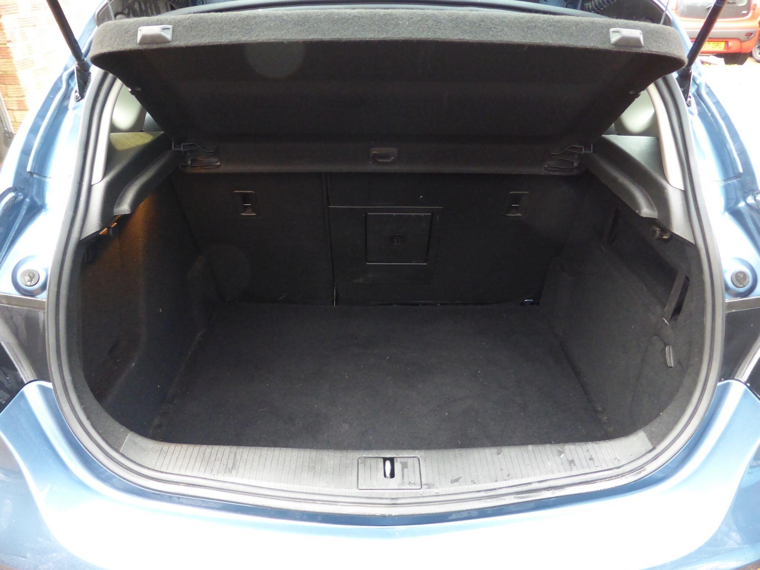 Used Vauxhall Astra 2013 for sale - 77290643: Photo 9