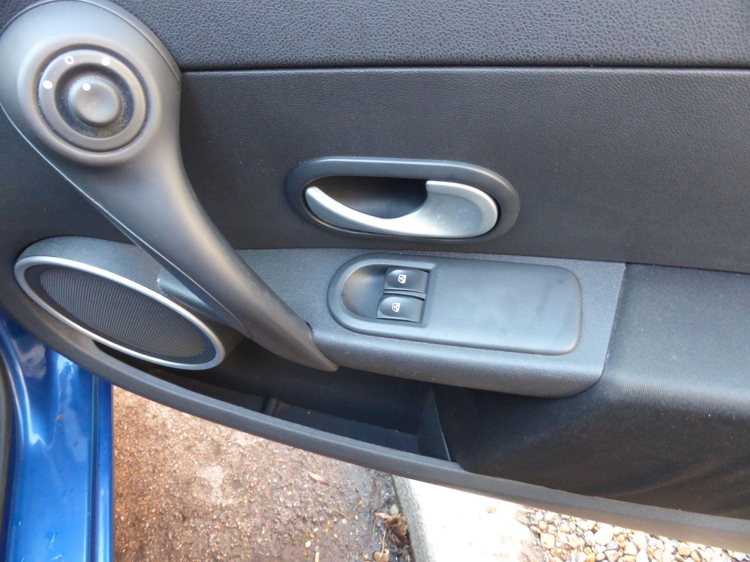 Used Renault Clio 2011 for sale - 77074168: Photo 14