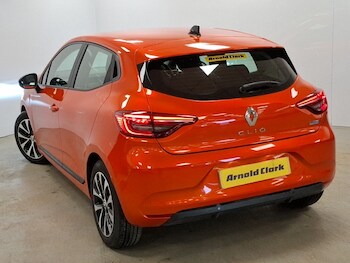 Used Renault Clio 2023 for sale - 77992632: Photo