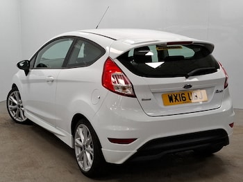 Used Ford Fiesta 2016 for sale - 76335968: Photo 3