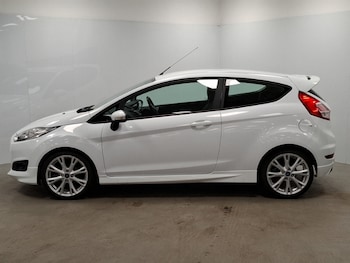 Used Ford Fiesta 2016 for sale - 76335968: Photo 4
