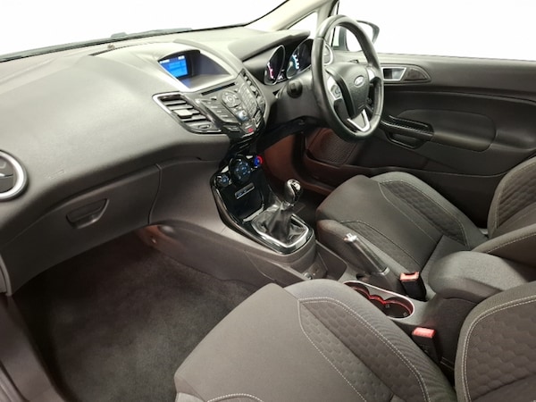 Used Ford Fiesta 2016 for sale - 76335968: Photo 5