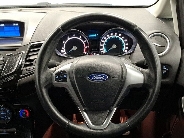 Used Ford Fiesta 2016 for sale - 76335968: Photo 7