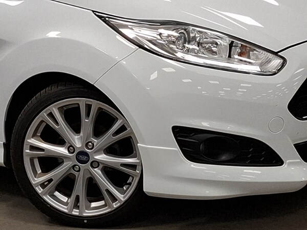 Used Ford Fiesta 2016 for sale - 76335968: Photo 9