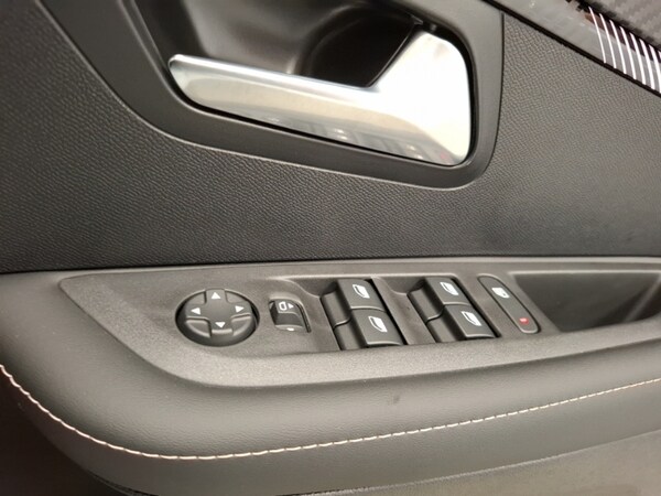 Used Peugeot 208 2025 for sale - 75310056: Photo 12