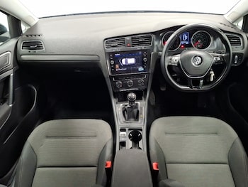 Used Volkswagen Golf 2019 for sale - 78669914: Photo