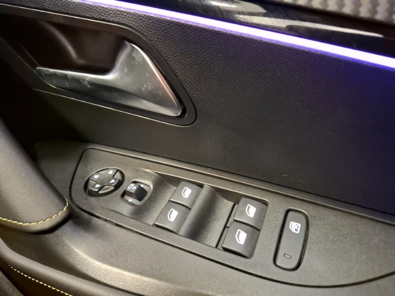 Used Peugeot 2008 2023 for sale - 77147053: Photo 12