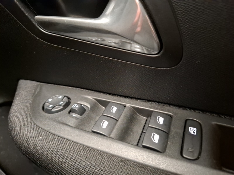 Used Peugeot 208 2022 for sale - 77751741: Photo 12