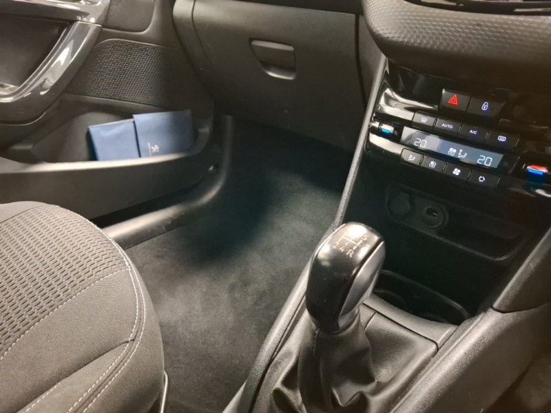 Used Peugeot 208 2019 for sale - 76964143: Photo 18