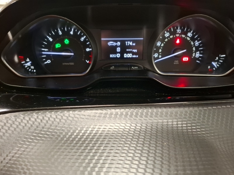 Used Peugeot 208 2019 for sale - 76964143: Photo 19